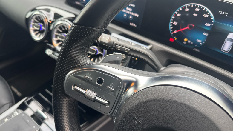 Mercedes-Benz CLA 220d AMG Line Premium 5dr Tip Auto Diesel Estate